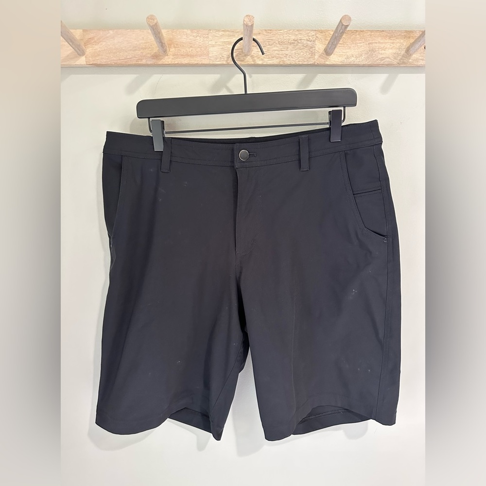 lululemon | Commission Classic-Fit Short 9" Warpstreme | Sz 36